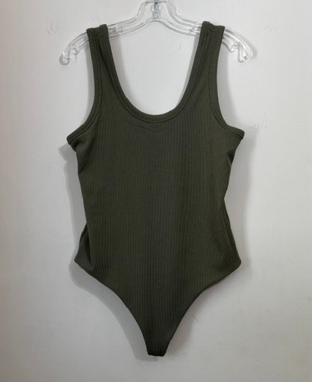 Nuuds Bodysuit Seemless Scoop Neck Large Tank Top Sleeveless Green Ribbed
